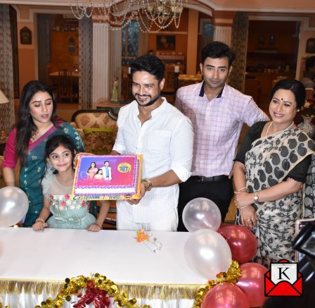 Cast Celebrates Tumii Je Amar Maa’s One-Year Completion