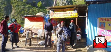 Free Aid For Amarnath Pilgrims Provided By Bharat Sevashram Sangha