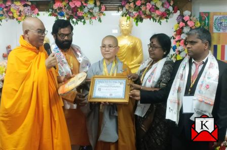 Dr. Ven Bhikkhuni Tng Oi Hung Graces Seminar On World Peace & Social Harmony