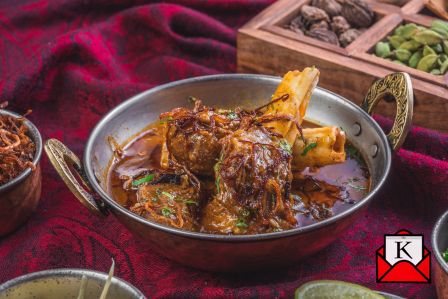 Craving Authentic Awadhi Delicacies On Rakhi? Head To Oudh 1590