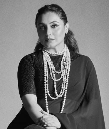 Rani Mukherji Honored With Best Actress Award At IFFM, Melbourne