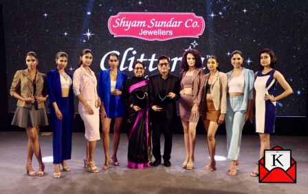 Diamond Jewelry Glitteria Unveiled At A Special Fashion Show