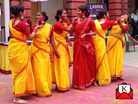 Know About The Ultimate Holi Party Survival Kit