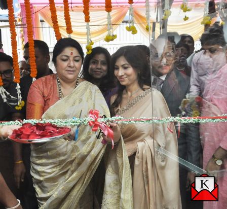 Heritage-Themed Showroom Of B. Sirkar Johuree Now At Gariahat