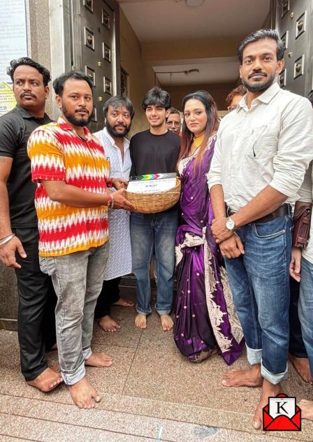 Mahurat Of The New Bengali Film Iishwari At Kalighat Temple