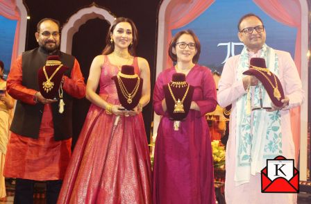 Aagomon: A Great Festive Tribute To Modern Bengali Women
