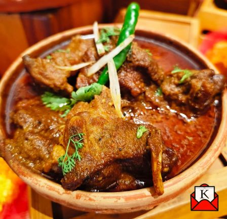 Make Your Pujo Memorable With Excellent Dishes At Kolkata Food Joints